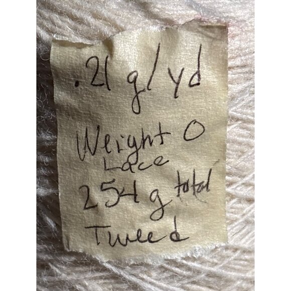 Lace Weight Tweed Yarn Cone 254g .21 g / yd - Picture 2 of 2